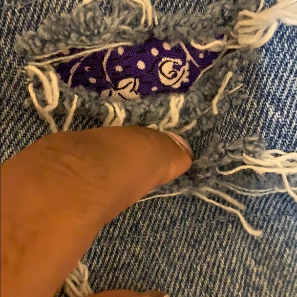 Vintage retro Levi’s distressed 550 relaxed fit denim jean shorts - Picture 7 of 8